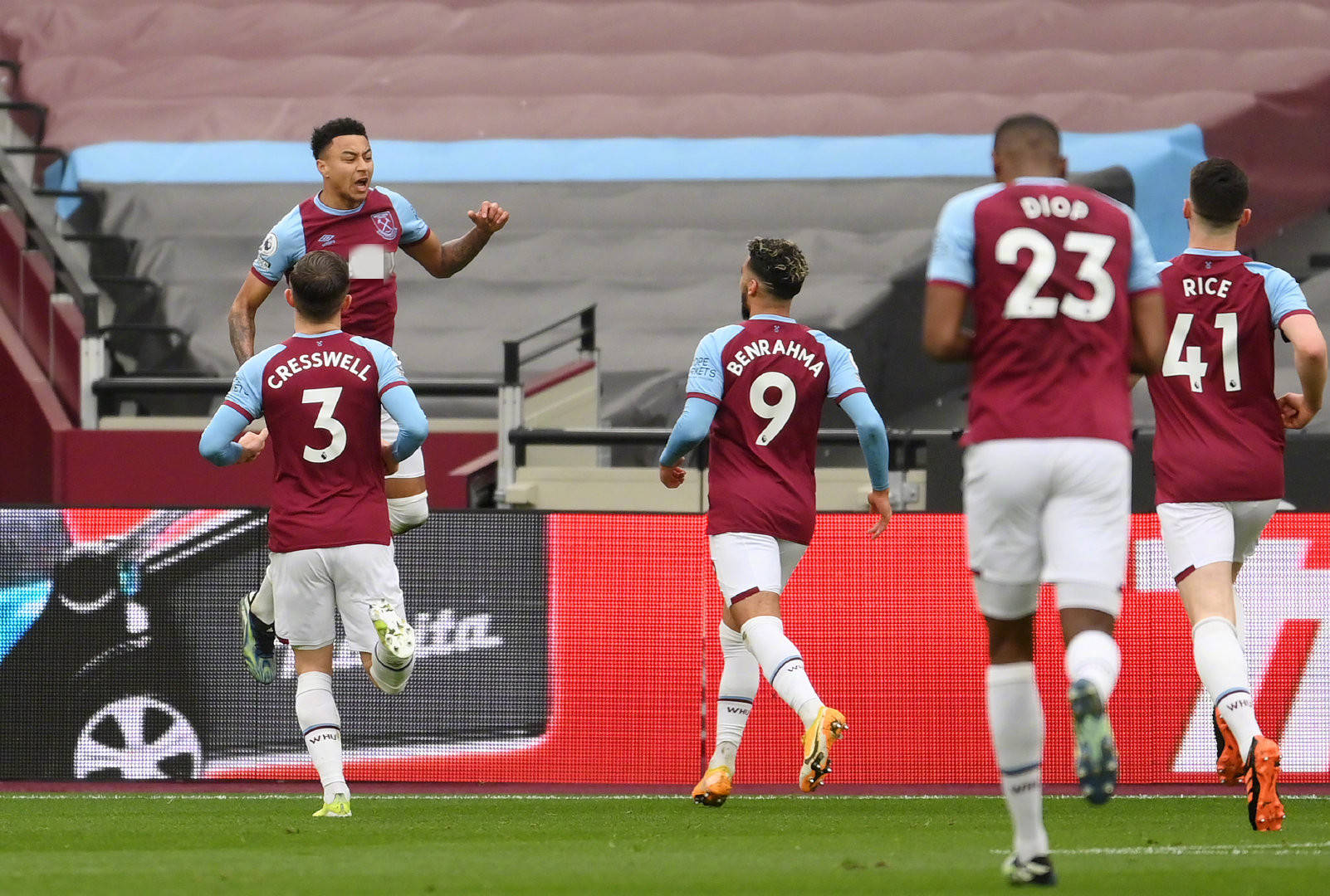 亚在过去的 亚在过去的