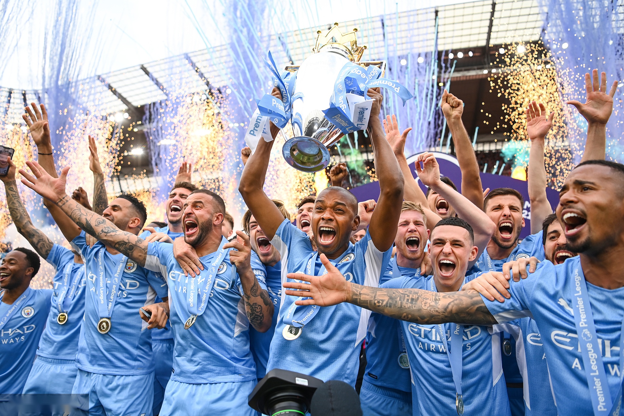 网友甚至戏 网友甚至戏